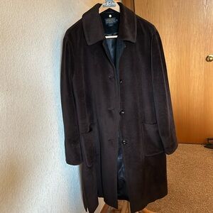 Women’s Pendleton coat. Chocolate brown exterior with black trim at neck & cuff